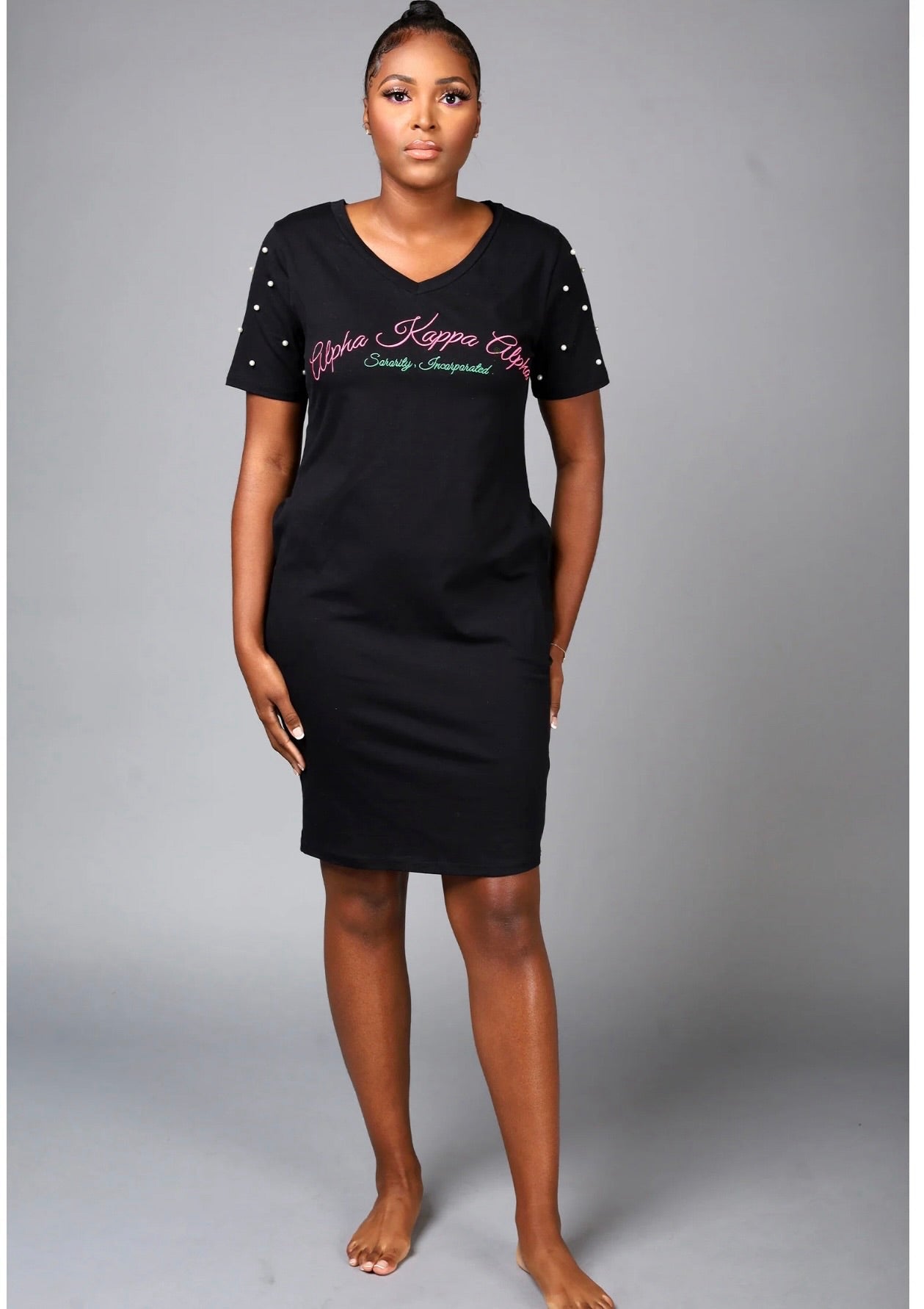 Pretty Pearlfect Black Tee Shirt Dress