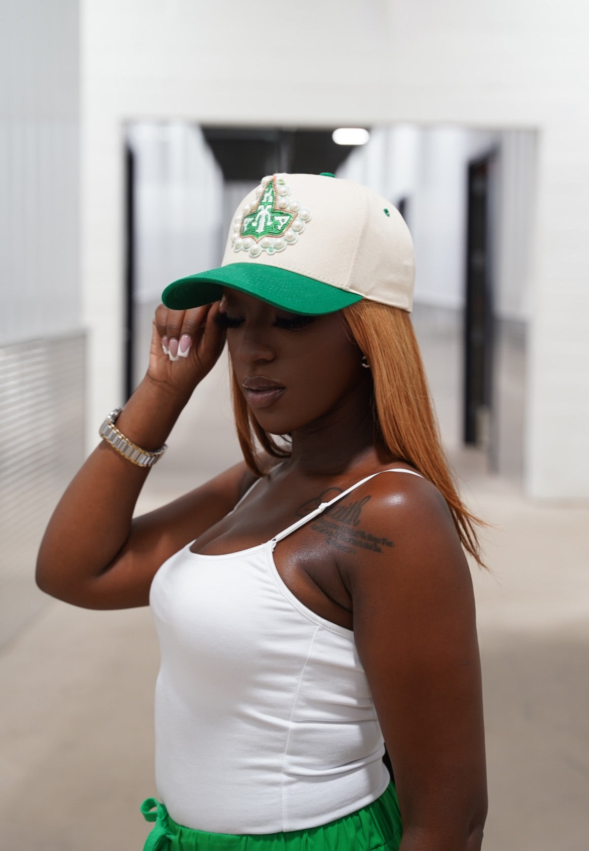 Pearl Ivy Contrast Baseball Cap