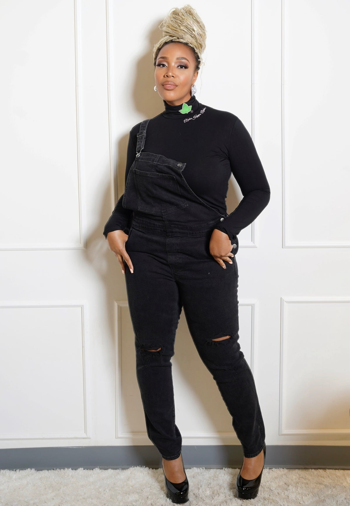 AKA® Ivy Mock Neck Top