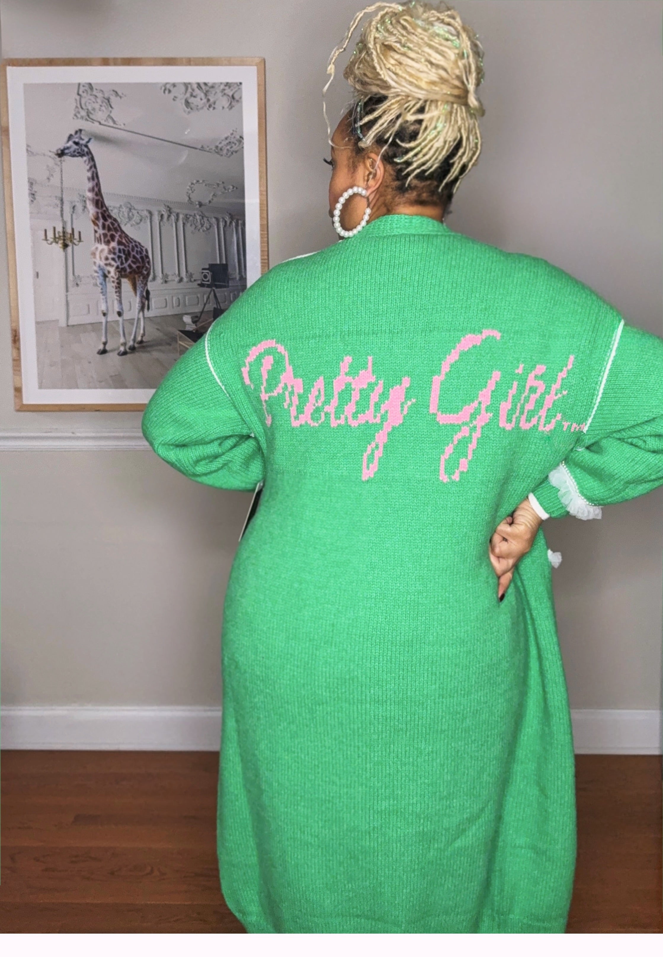 Pretty Girls, love Pretty Things Cardigan